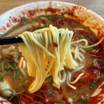 中華そば殿 本店 - この後、麺で周りの唐辛子も拭き取る（笑）