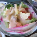 きっ茶 花々 - ビタミン大根入りのサラダ