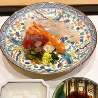 馬車道 大かわ - ヒラメ昆布締め まぐろ 天草エビ