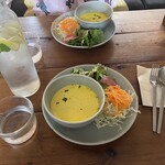 ノイカフェ 箕面船場本店 - 