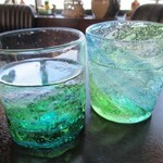 きっ茶 花々 - お冷のグラス、美しい！