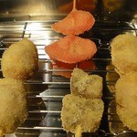 Akiba - 肉巻トマト，紅ショウガ