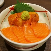 函館うに むらかみ 日本生命札幌ビル店 - ウニサーモン　ハーフ