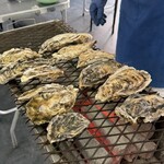 漁師直営牡蠣小屋 with 小さな釣り堀 - 