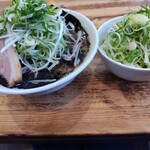 麺の房 味わい亭 - ネギラーメンとネギ追加