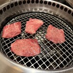 黒毛和牛焼肉 凱旋門 - 