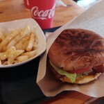 ログキット 佐世保本店 - 