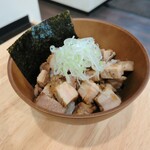 地球の中華そば - チャーシューご飯：400円