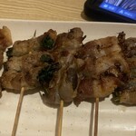 完全個室居酒屋 串ごろ 上野店 - 野菜巻き十本盛り　うずら・おくら・ししとう・万能ねぎ・しそ・ニラ 　プチトマト・えのき・エリンギ・レタス 　かな？