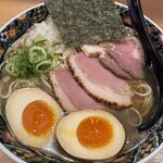 北千住煮干中華蕎麦 かれん - 特製煮干中華そば　1,250円