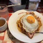 スパゲッティーのパンチョ - スープもついて、ボリューム満点