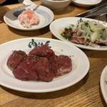 羊肉炭火焼 肉汁屋 - 