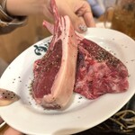 羊肉炭火焼 肉汁屋 - 
