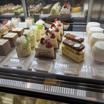 LESS by Gabriele Riva & Kanako Sakakura - 