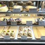 菓子職人 シェ・ミウラ - 料理写真:店内1[2025.11]
