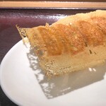 東方餃子坊 - きれいな羽つきだな