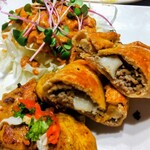 鳥の海 ふれあい市場 - 通常は円形のロティ生地ですが、カルツォーネ風にくるっと巻いて中にキーマチーズをインしてみました♡笑 イタリアとインドの融合((ﾉ∀｀)･ﾟ･｡ 