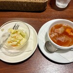 日本橋三代目たいめいけん - コールスローとボルシチ