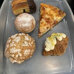 ベーカリーカフェクラウン - 