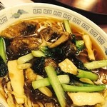 中国料理 小花 - この季節ならではの牡蠣そば、解禁になりました。this is one of my favorite ,noodle with oyster!