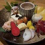 鮨処 乾杯 - 旬の先付盛り合わせ