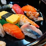 むら上 - サーモン、さば、たまご、えび