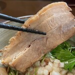 麺処 と市 - 味玉ちゃーしゅーめん