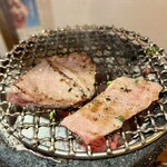 野毛ホルモンビル出逢い酒場 大夢 - 