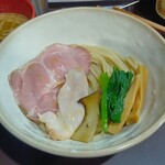 鶏paitan 心麦 - キノコ香る鶏ポルチーニつけ麺