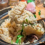 炭火焼鳥と一口餃子 TORA鶏YA - ツムラ本店鴨と三つ葉土鍋めし