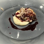 シェ フルール 横濱 - 真鯛白子のフリット　ポルトソース