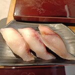 にいがた すし海鮮家 - 黒そい２カン、天然〆鯖