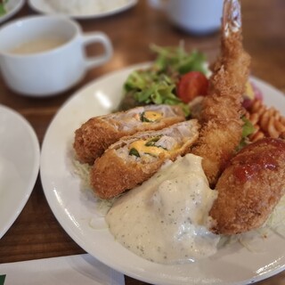 洋食むーしゃむーしゃ_0