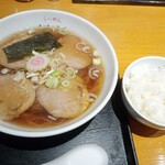 ななふく - 料理写真:朝ラーメン･正油