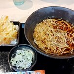 ゆで太郎 - 料理写真:かけそば430円と野菜かき揚げ150円