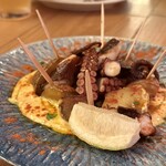 La Pesquera MARISQUERIA - タコとジャガイモのプランチャ ガリシア風