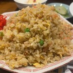 中華ダイニング チンシュイ - 大盛り？ってボリュームのチャーハン