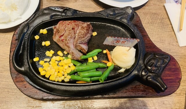 ステーキハウス88 那覇空港店 - 那覇空港/ステーキ | 食べログ