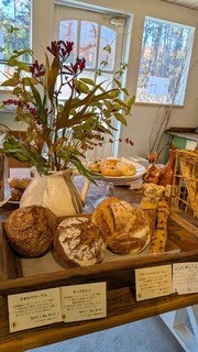 メイズベーカリー - 