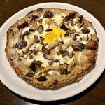 BARU 竹末 - きのこビスマルクPIZZA （1,680円）