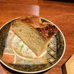 イタリア料理 今井 - 【写真③】自家製フォカッチャ