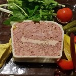 ビストロ メランジェ - 田舎風お肉のテリーヌ（豚肉、フォアグラ、鳥のレバー）