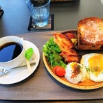 アイズカフェ - 