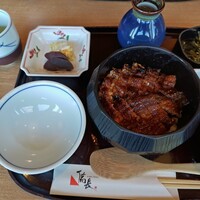 ひつまぶし名古屋備長 - 