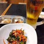 韓国家庭料理 キムちゃん - お通しとオイキムチと生ビール