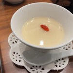 礼華 - 杏仁豆腐