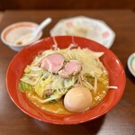 酔亭 - 味噌ラーメンに味玉
