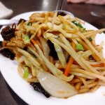 東昇酒家 - 肉野菜炒め