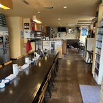 喫茶屋 かしさ - 横に広い店内