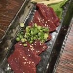 炭火焼肉と韓国料理の店 きむらや - ○牛のスライスレバー1,210円